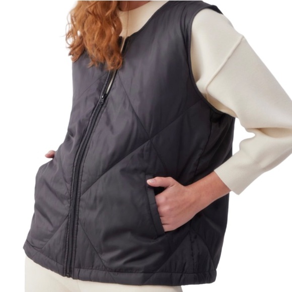 Socialite Jackets & Blazers - Socialite Quilted Vest S/M - Black